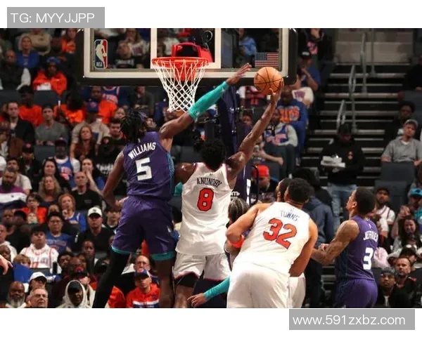 黄蜂队绝杀尼克斯瞬间回顾精彩时刻与关键球员表现分析