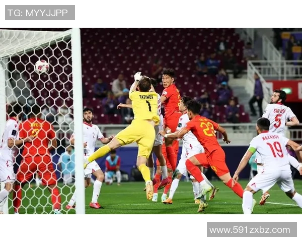 中国国足迎战卡塔尔队期待逆袭全力争胜展现团队精神与实力